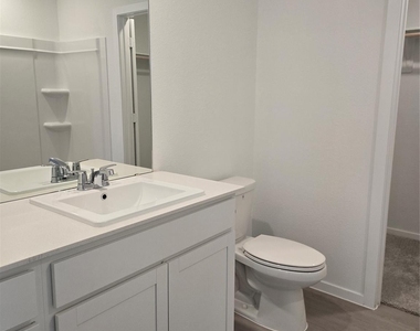 25446 Carnation Court - Photo Thumbnail 12