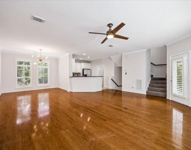 1800 W Webster Street - Photo Thumbnail 7