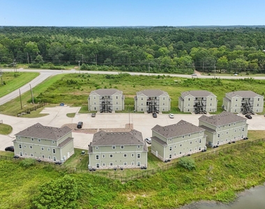 270 Plez Morgan Drive - Photo Thumbnail 27