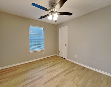 3344 Zubin Lane - Photo Thumbnail 10