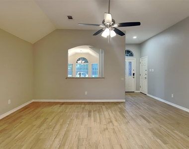 3344 Zubin Lane - Photo Thumbnail 4