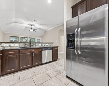 20731 Calloway Crest Court - Photo Thumbnail 14