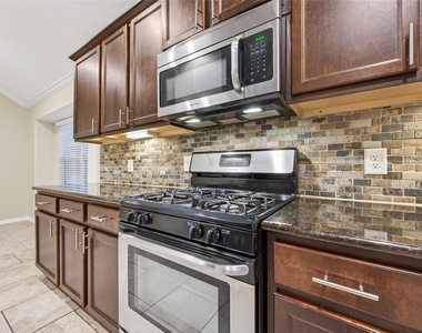 20731 Calloway Crest Court - Photo Thumbnail 15