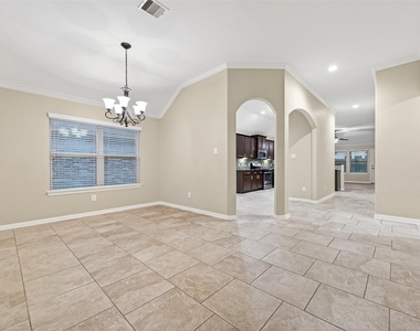 20731 Calloway Crest Court - Photo Thumbnail 8