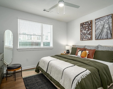 10421 Deerwood Road - Photo Thumbnail 3