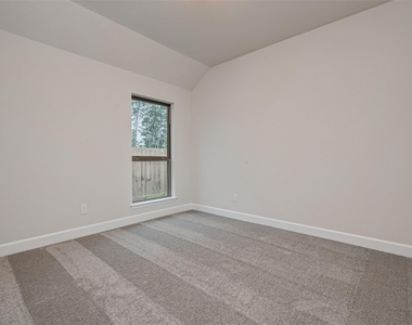 308 Mullins Court - Photo Thumbnail 23