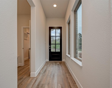 308 Mullins Court - Photo Thumbnail 6