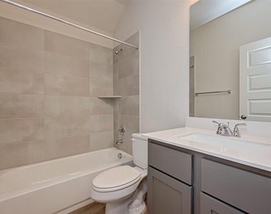 308 Mullins Court - Photo Thumbnail 21