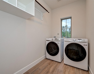 308 Mullins Court - Photo Thumbnail 19