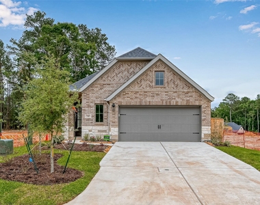 308 Mullins Court - Photo Thumbnail 3
