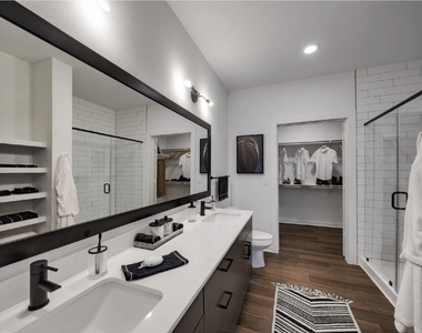 10421 Deerwood Road - Photo Thumbnail 5