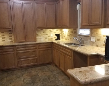 8030 Darlington Drive - Photo Thumbnail 5