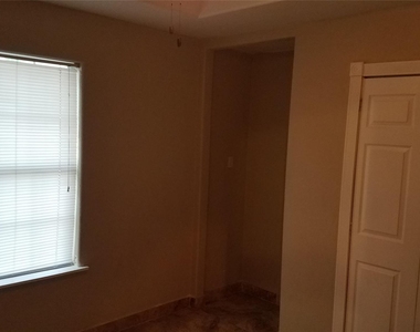 8030 Darlington Drive - Photo Thumbnail 2