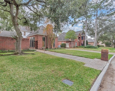 1127 Barkston Drive - Photo Thumbnail 2
