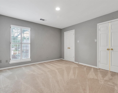 1127 Barkston Drive - Photo Thumbnail 32