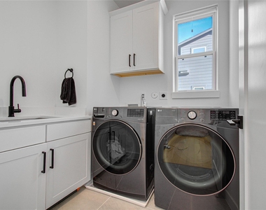 3032 Lamar Street - Photo Thumbnail 23