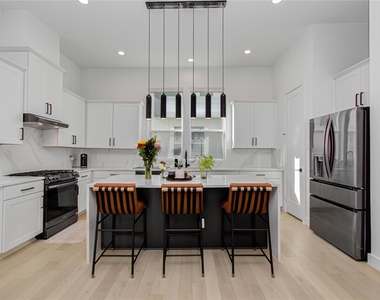 3032 Lamar Street - Photo Thumbnail 16