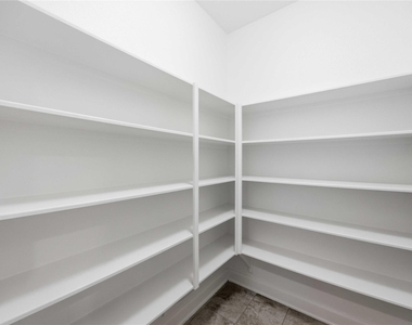20623 Pioneer Oak Lane - Photo Thumbnail 5