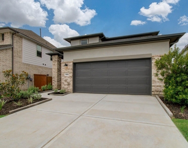 7231 Yarrow Blossom Court - Photo Thumbnail 7