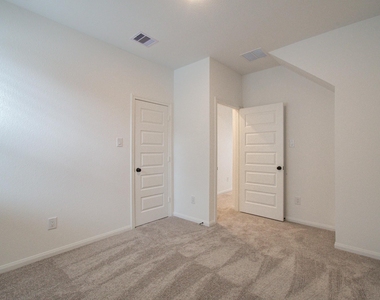 7231 Yarrow Blossom Court - Photo Thumbnail 39