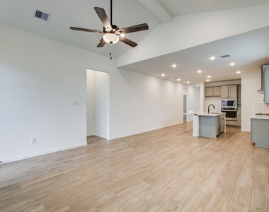 7231 Yarrow Blossom Court - Photo Thumbnail 18