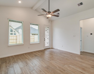 7231 Yarrow Blossom Court - Photo Thumbnail 17