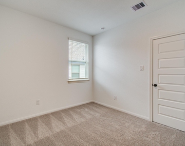 7231 Yarrow Blossom Court - Photo Thumbnail 38