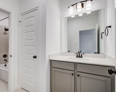 7231 Yarrow Blossom Court - Photo Thumbnail 43