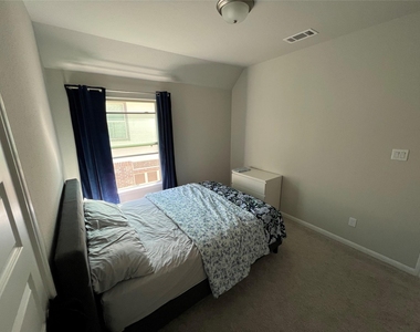 120 Wake Valley Court - Photo Thumbnail 22