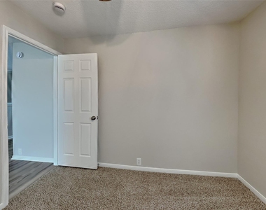 17423 Turquoise Stream Drive - Photo Thumbnail 11