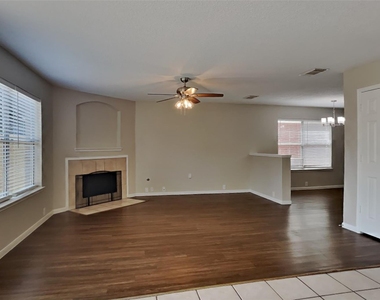 17423 Turquoise Stream Drive - Photo Thumbnail 2