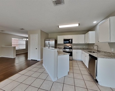 17423 Turquoise Stream Drive - Photo Thumbnail 4