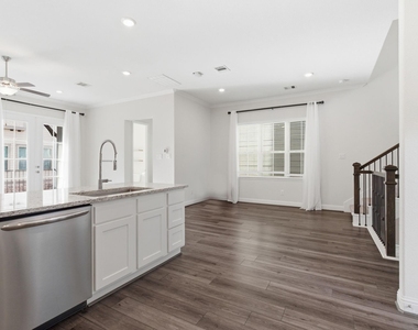 1413 Adell Rose Lane - Photo Thumbnail 9