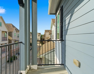 1413 Adell Rose Lane - Photo Thumbnail 20