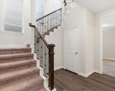 1413 Adell Rose Lane - Photo Thumbnail 3