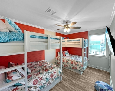 917 Westview - Photo Thumbnail 10