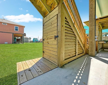 917 Westview - Photo Thumbnail 24