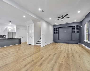 3402 Nathaniel Brown Street - Photo Thumbnail 4