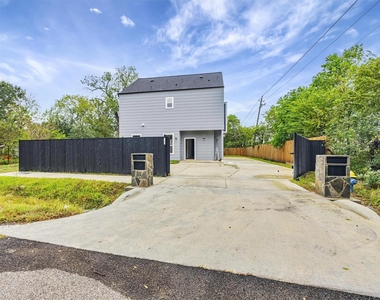 3402 Nathaniel Brown Street - Photo Thumbnail 1