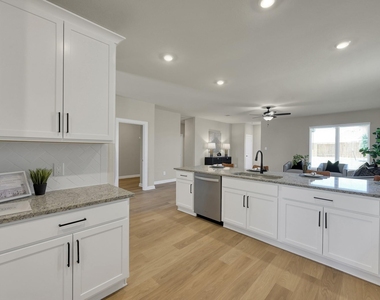 23110 Dadi Orchid Drive - Photo Thumbnail 14
