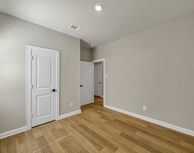 23110 Dadi Orchid Drive - Photo Thumbnail 27