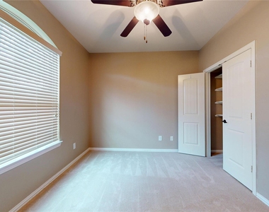 12314 Meadow Breeze Drive - Photo Thumbnail 33