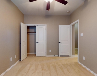 12314 Meadow Breeze Drive - Photo Thumbnail 39