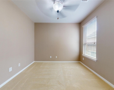 12314 Meadow Breeze Drive - Photo Thumbnail 30