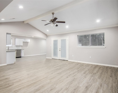 1702 Athens Drive - Photo Thumbnail 14
