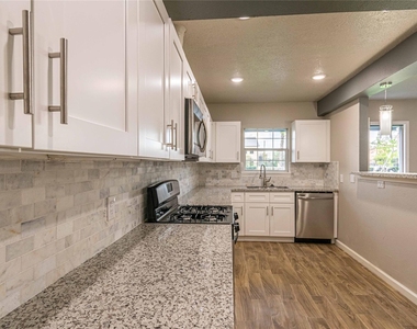 3818 Blodgett Street - Photo Thumbnail 33