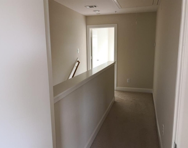 2710 Hullsmith Drive - Photo Thumbnail 8