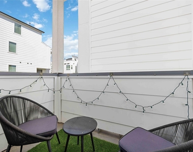 3018 Markle Drive - Photo Thumbnail 16
