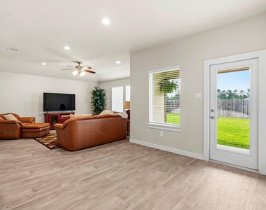 12119 Bear River Drive - Photo Thumbnail 9