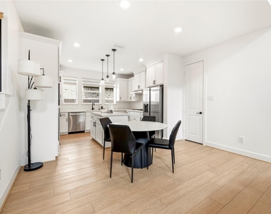 21646 Laggan Cliff Lane - Photo Thumbnail 5